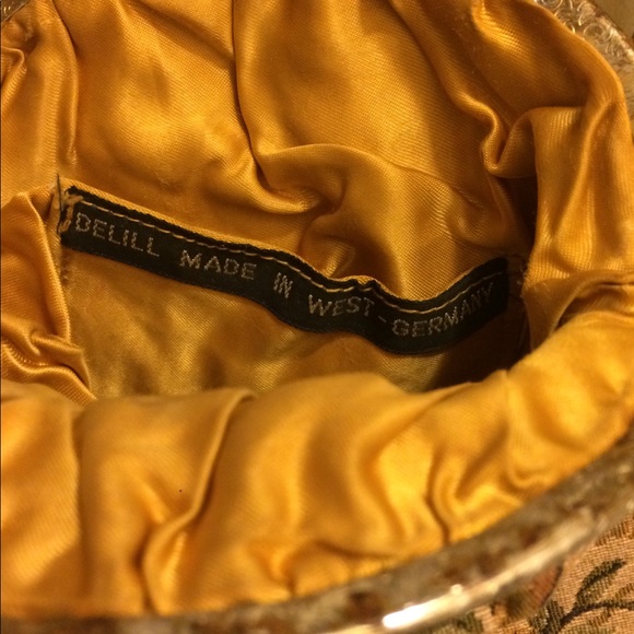 Vintage purses - Picture 5 of 7